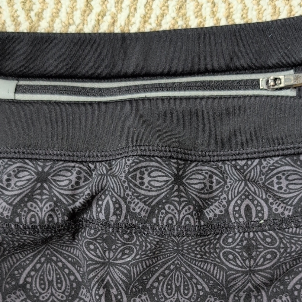 Athleta Black Skirted Capri Leggings Skort Yoga Dance Modest Swim Bottoms Sz M - Picture 6 of 7